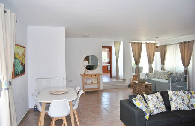 Chrysiida Luxury Suites - Photo 41