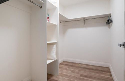 Modern Furnished Apartment in Heart of Quincy - Foto 4