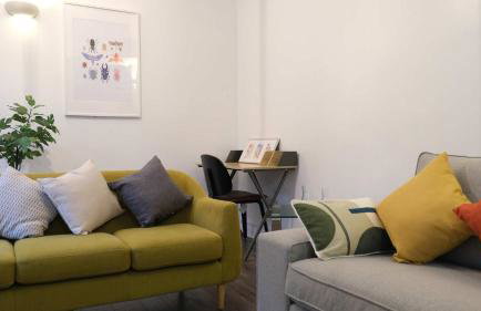 Lovely 5 Bedroom Home w Garden near Northampton - Photo 55