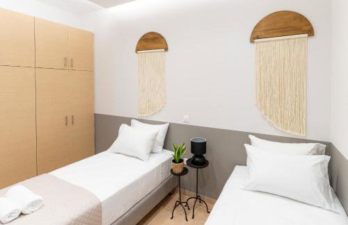 Syra Suites - Photo 19