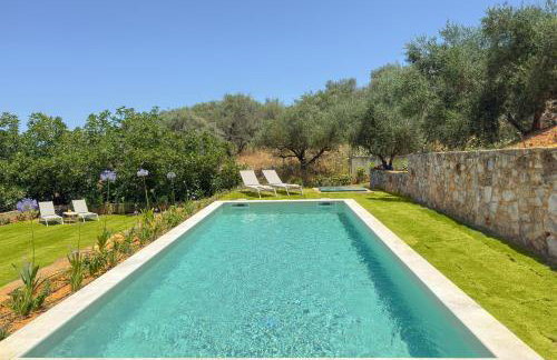 Kyparisses Villa with Private Pool - Foto 1
