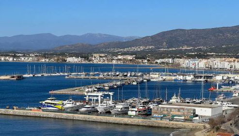 Precioso apartamento con vistas espectaculares de la Bahia Roses AV-48 - Foto 4, Other