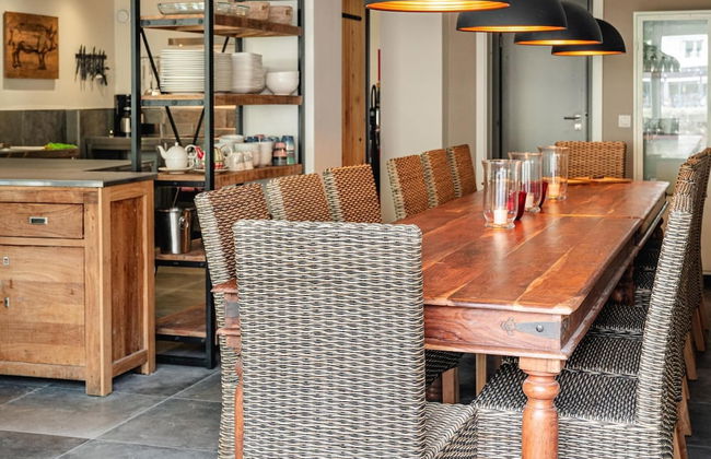 Villa Steps From Castle - Photo 23