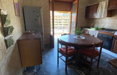 Piccolo Paradiso Appartamento vicino a stazione e spiaggia - Photo 19