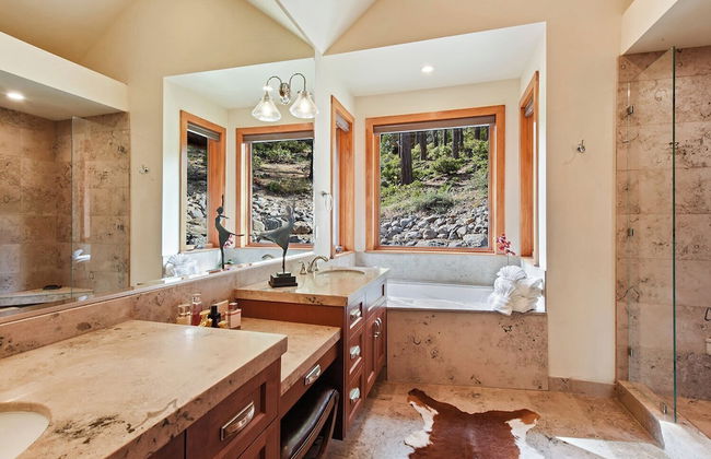 Luxury Mountain Chalet Deck w/ BBQ & Lake Views - Photo 17