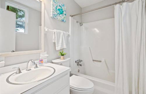 Spacious Audubon Home in Colony Cove w Water Views - Foto 17