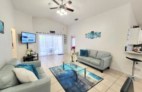 Home Close to Disney Parks/Amazing Private Pool - Photo 18