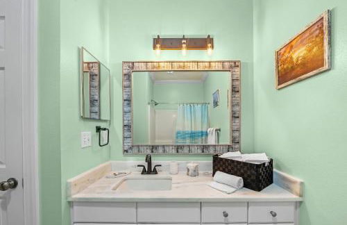 Newly Renovated Condo Minutes from The Beach, OWA Water Park and Tanger Outlets - Foto 18