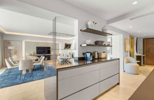 REF 1244 - Cannes Back Croisette - Sea view apartment for rent - Photo 8