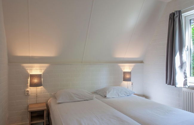 Detached Villa with 4 Bathrooms near Vrachelse Heide - Photo 2