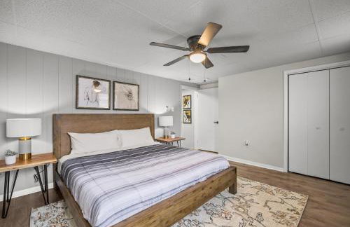 Bloomfield, Pittsburgh Bright and Spacious TWO Bedroom Apt with Free Parking - Foto 15