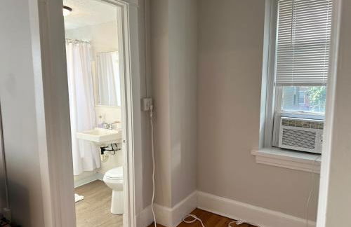 Serene Nordic Escape Close to Yale - Photo 18