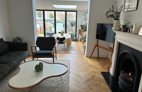 Charming Family Home near Richmond Park - Foto 4