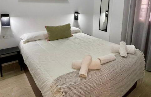 Los Mellis - María Zambrano Estación de Tren & Bus - Photo 15