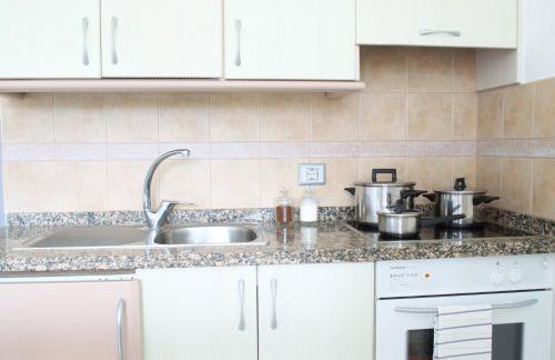 Edificio Las Marañuelas, Puerto La Cruz, Islas Canarias Tenerife - Foto 5