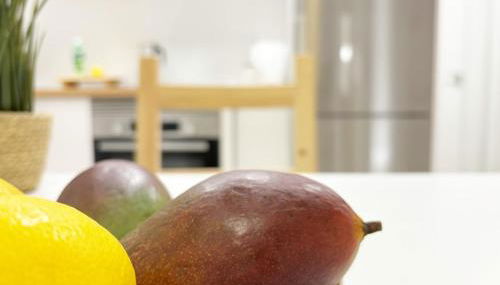 Rastro, Plaza Mayor and Madrid Río - Photo 2