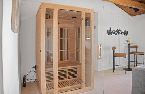 10min to NRG | Hot tub | Sauna | Firepit | 4br 3ba - Foto 14