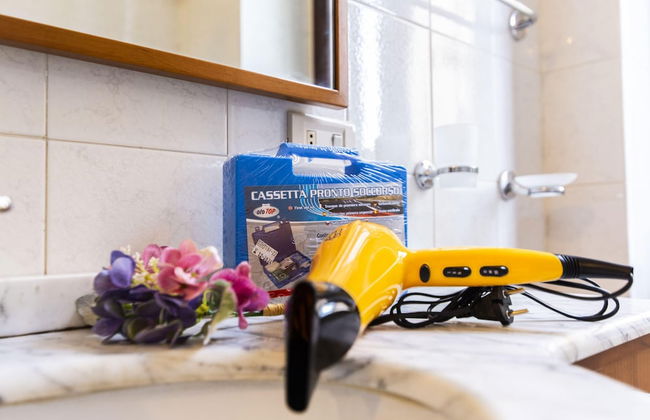 Erba 6 in Baranzate With 1 Bedrooms and 1 Bathrooms - Foto 38