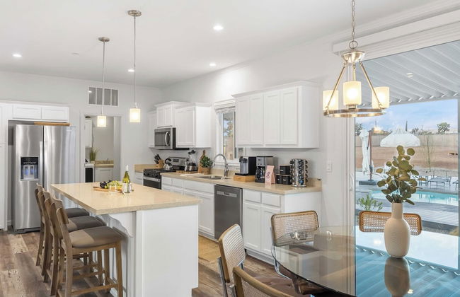 Pool, Spa, Pickleball & Piano Near Pioneertown Harmony House by Avantstay - Foto 17