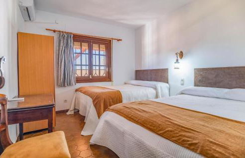 Gorgeous Home In Puente Genil With Wifi - Foto 22