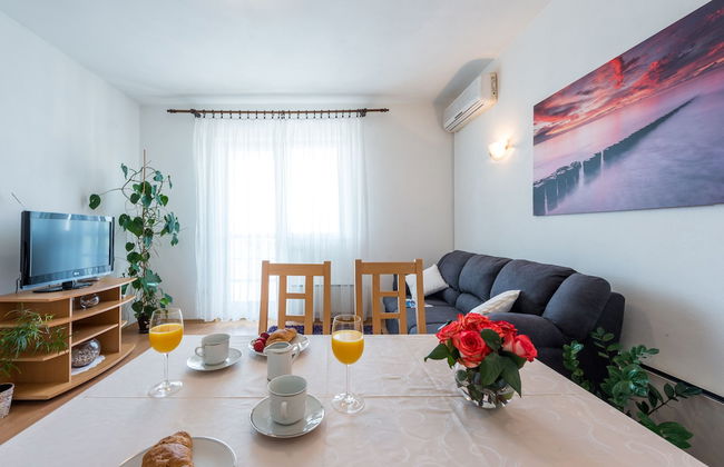 Apartment Lena - Photo 8