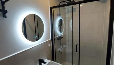 Bankwell street Two Bedroom -Apartment with parking - Foto 3