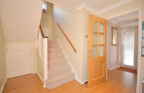 Lovekush Epsom Banstead Surrey. Views over London - Photo 2
