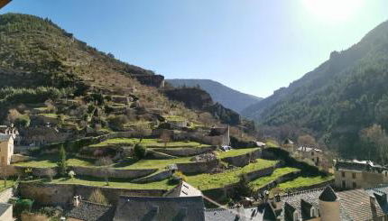 Ste ENIMIE GITE terrasse privative vue imprenable - Foto 3