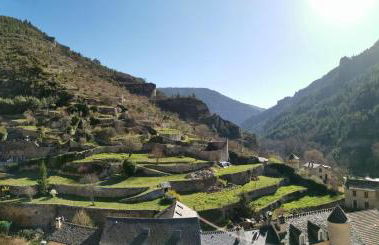 Ste ENIMIE GITE terrasse privative vue imprenable - Foto 3