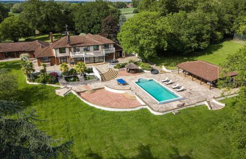 Large Villa Mansion With Pool House & Tennis Court - Foto 80