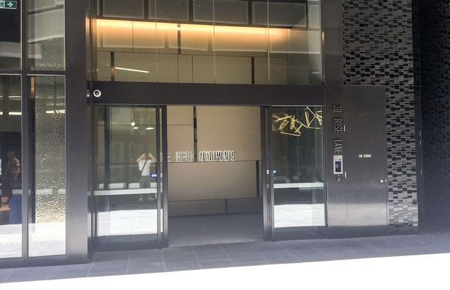 The Escape in Southern Cross Station - Foto 38