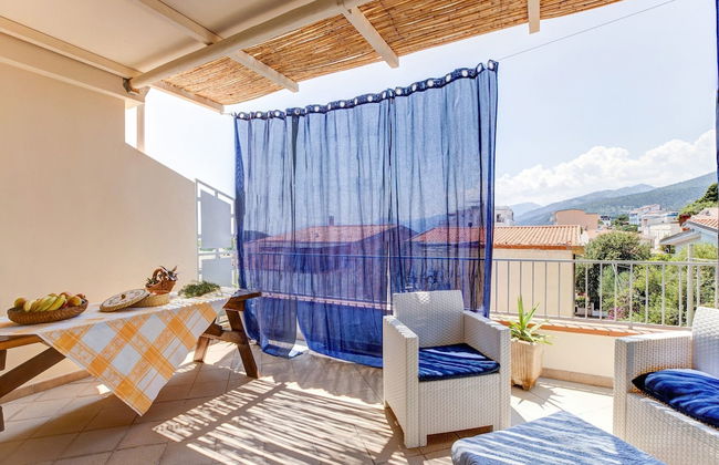 Restful Apartment in Cala Gonone with Balcony near Sea Beach - Photo 16