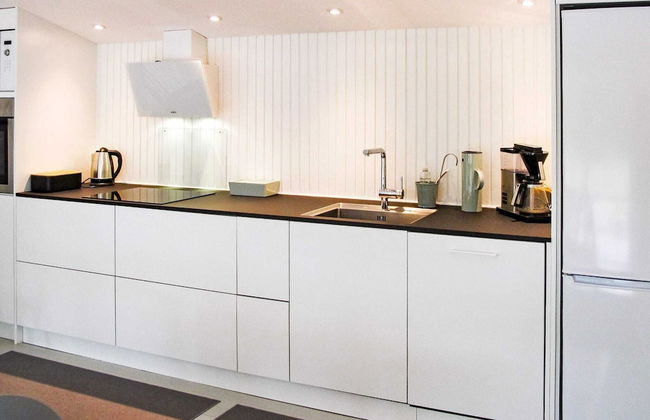 6 Person Holiday Home in Stroby - Foto 8