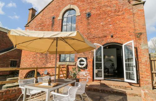 The Pump House Art Studio - Foto 30