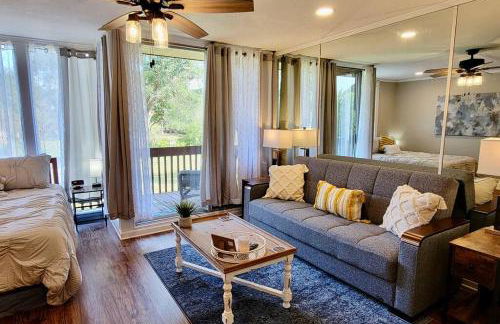 Lakeside Villa - Quite Location, walk to the pool and to the Country Club - Foto 2