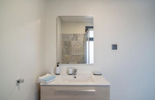 Madeirense Villa in Santa Cruz - Foto 3