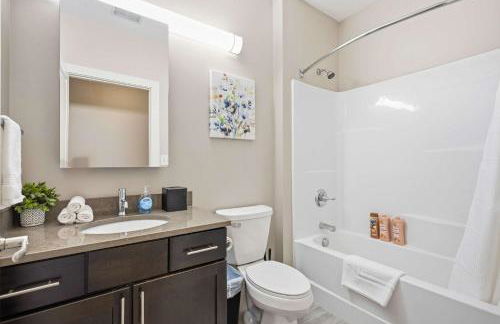 NEW 3BR Stylish Downtown Apartment - Foto 19