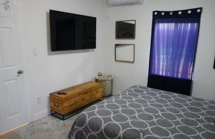 Charming Historic Home with Modern Comforts - Foto 5