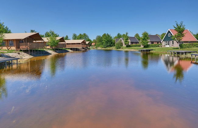 Lovely Tent with Kitchen & Bathroom Located near Pond - Photo 14