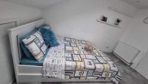 Spacious 4-Bedroom Home - Foto 4