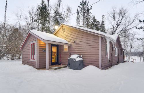 Waterfront Duluth Cabin with Deck and River View! - Foto 33