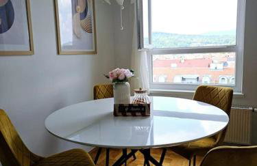 West View 130 apartment with parking - Photo 4