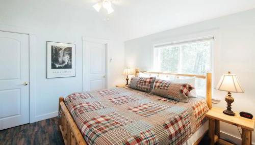 Lakefront Stunning Home, only 30 min to Sugarloaf! - Foto 3