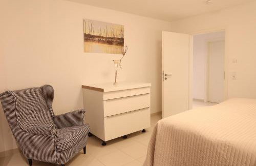 Residence - Photo 33