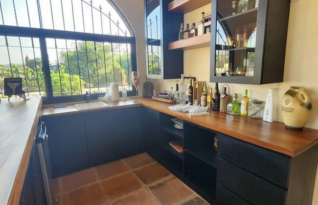 Remarkable 4-bed Villa in Retalhuleu, Guatemala - Photo 9