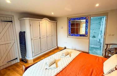 Orchard Stables 3 BDR 3BTH long stays parking - Photo 13