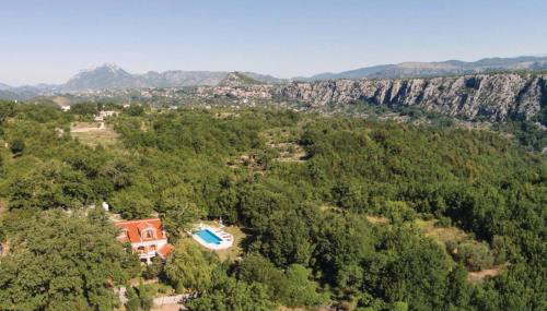 Amazing Villa In Slime, rest for mind, body and soul - Nature, garden and outside swimming pool - Foto 4