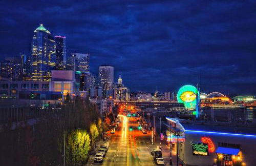 Seattle-Queen Anne--7 BR 3 BA--One Block to SPU - Foto 46