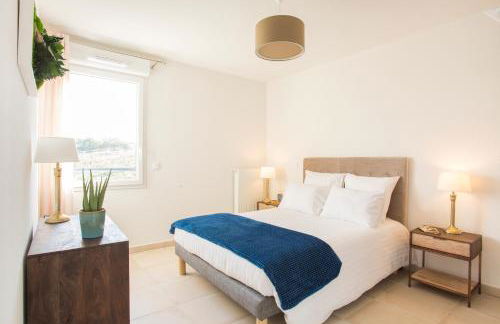 Zenao Appart'hôtels Villeneuve-lès-Avignon - Foto 1