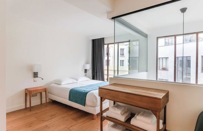 Newly Renovated Loft Bastille - Photo 2